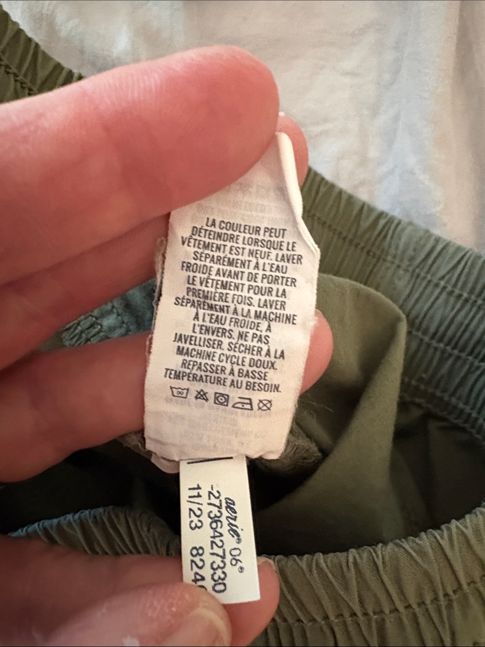 Aerie High Waisted Go-For-It Baggy Cargo Pant small excellent condition - Picture 6 of 13